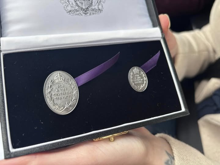 Elizabeth Emblem for families of 30 UK officers who died on duty